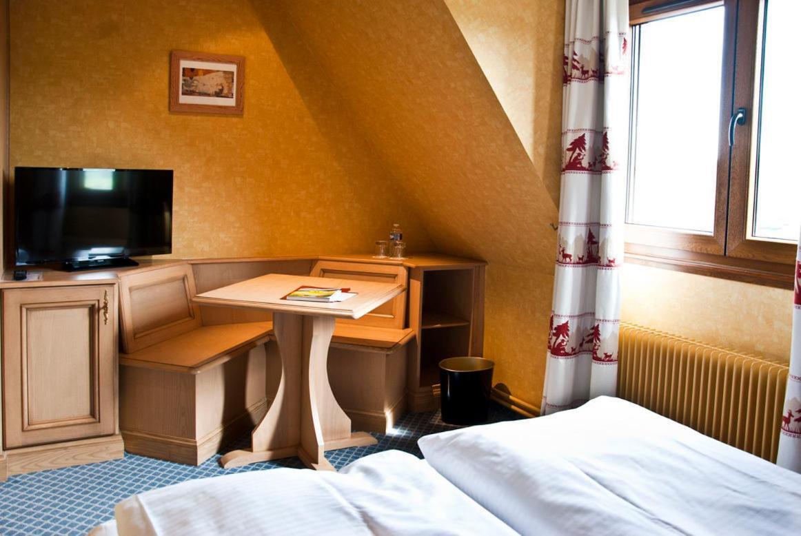 Hotel Spa Et Restaurant Au Chasseur Birkenwald Екстериор снимка