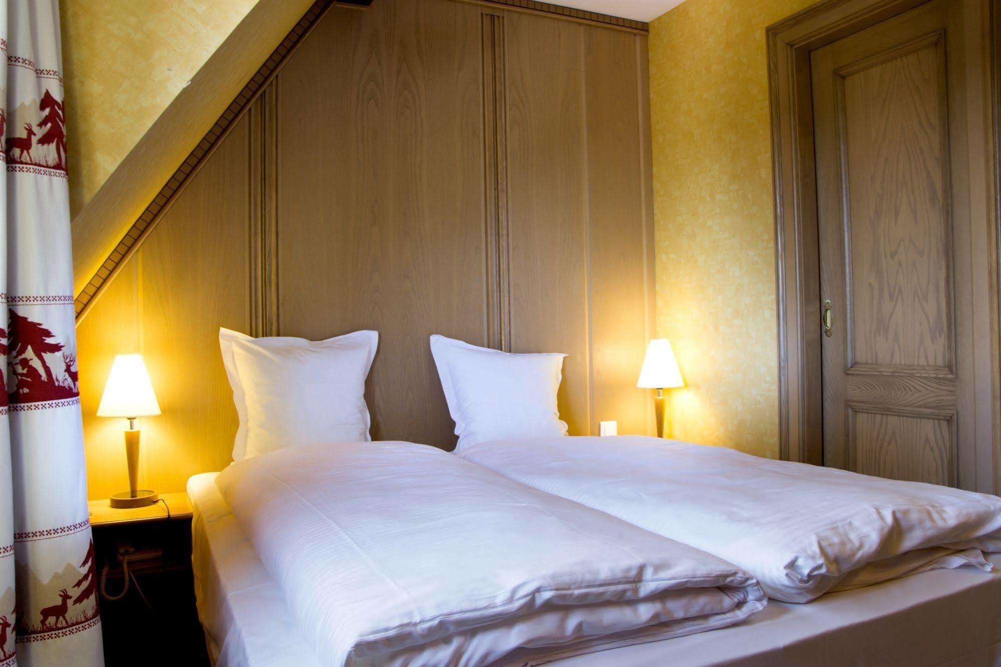 Hotel Spa Et Restaurant Au Chasseur Birkenwald Екстериор снимка
