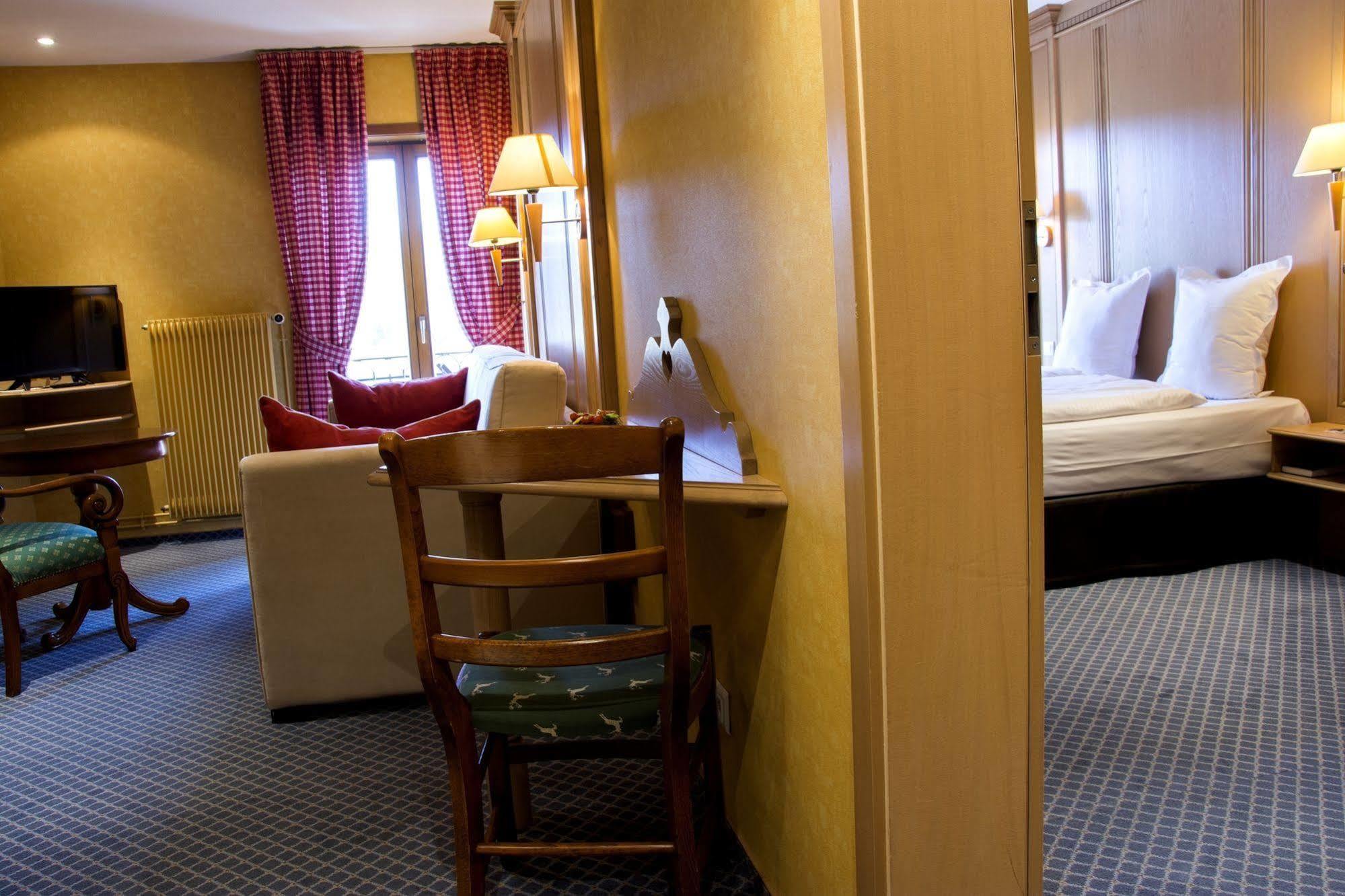 Hotel Spa Et Restaurant Au Chasseur Birkenwald Екстериор снимка